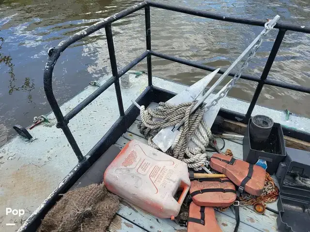 Breaux 40' Crew Boat