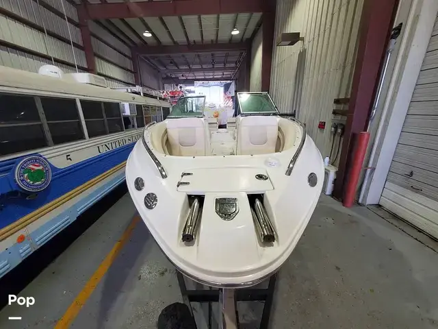 Chaparral 256 Ssi