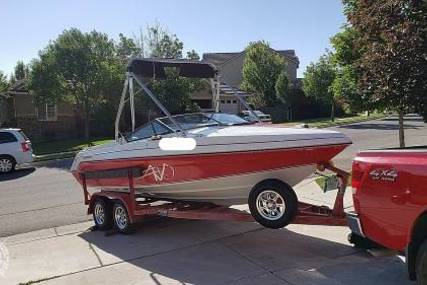 Rinker V206 Captiva