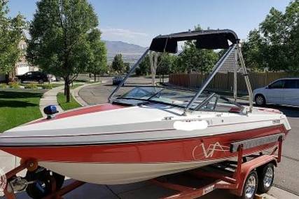 Rinker V206 Captiva