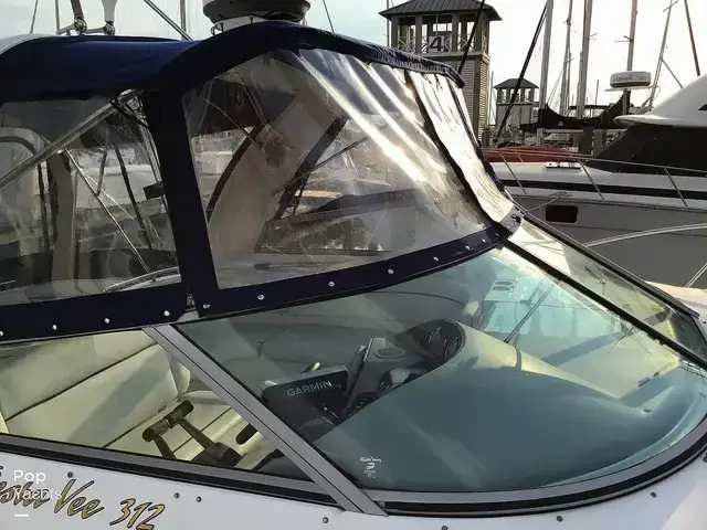 Rinker 312 Fiesta Vee