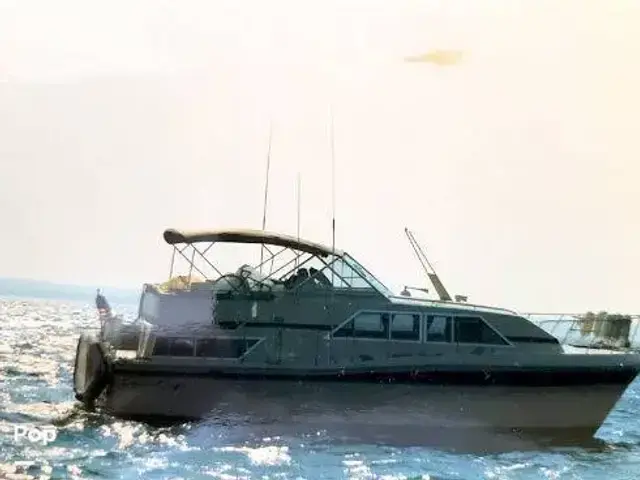 Chris Craft Catalina 381