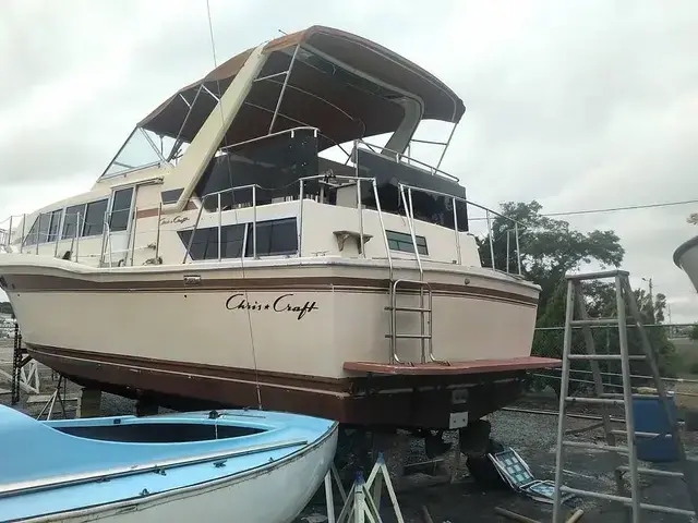 Chris Craft Catalina 381