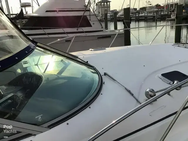 Rinker 312 Fiesta Vee