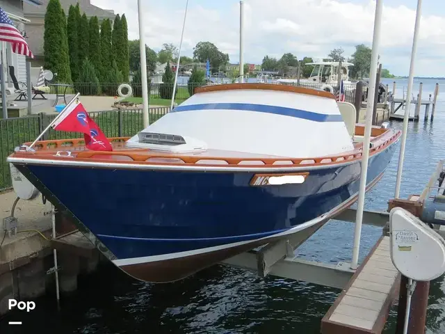 Chris Craft Cavalier Cutlass