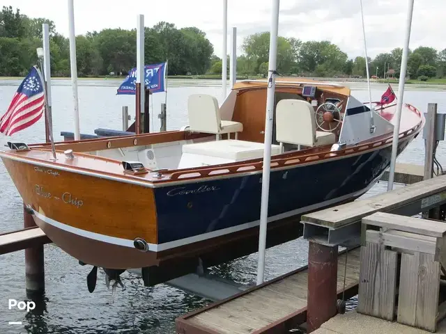 Chris Craft Cavalier Cutlass