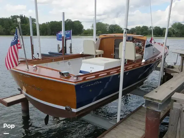 Chris Craft Cavalier Cutlass