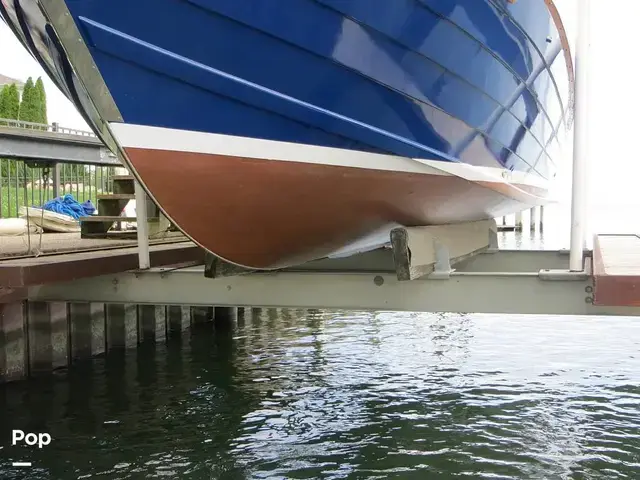 Chris Craft Cavalier Cutlass