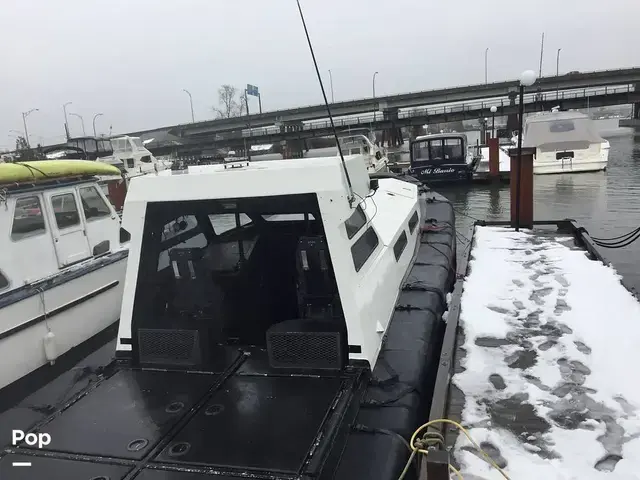 US Boatworks 39