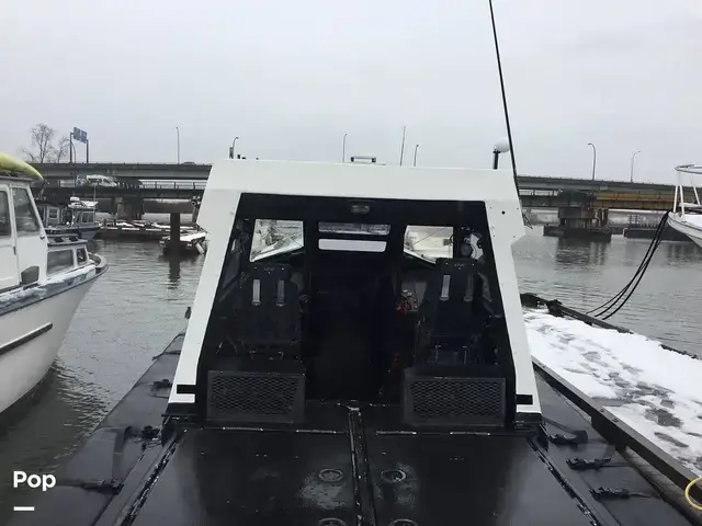 US Boatworks 39