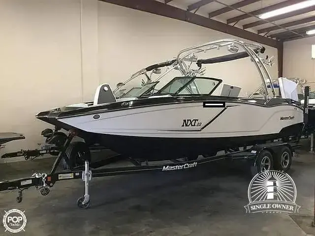 Mastercraft NXT22