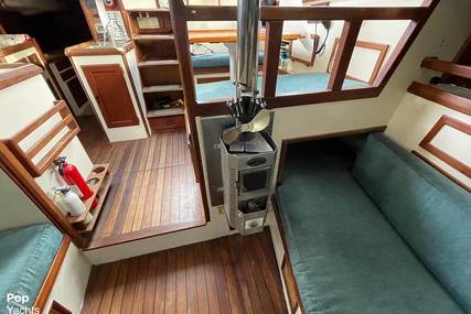 Westsail 42