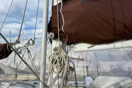 Westsail 42