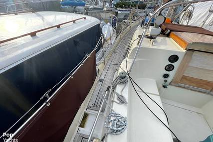 Westsail 42