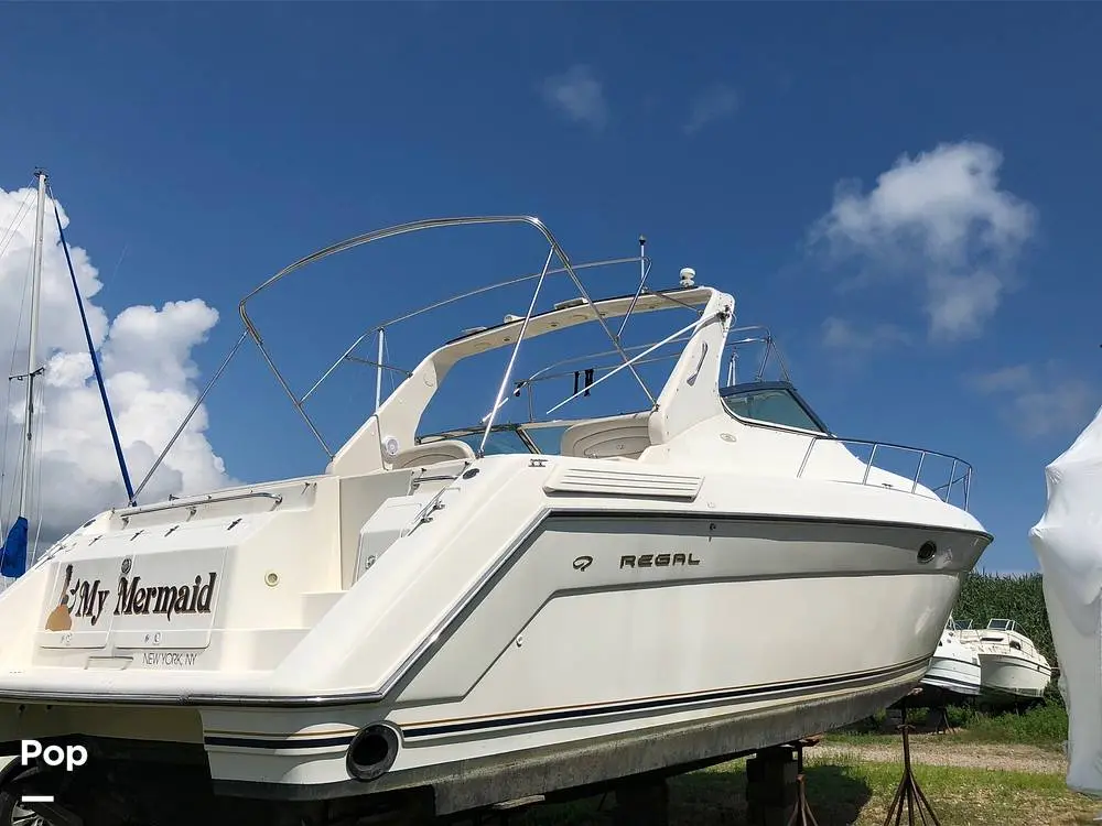 1997 Regal 402 commodore