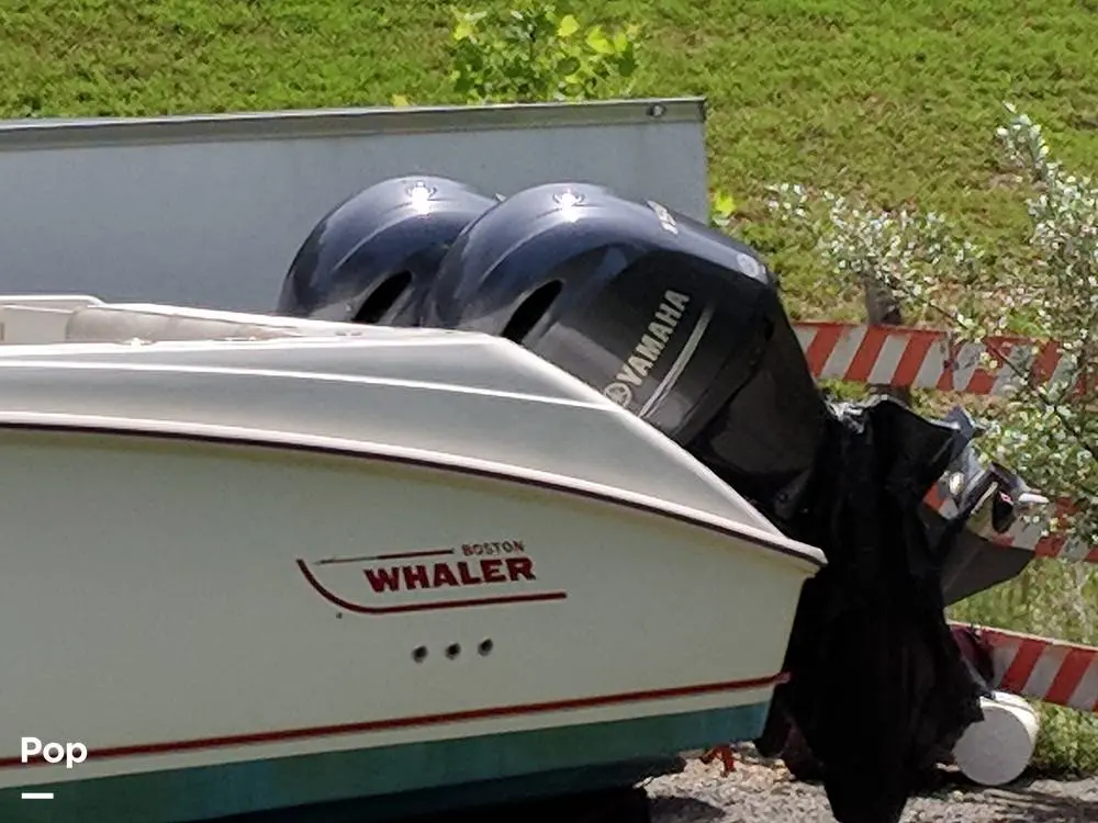 2004 Boston Whaler 240 outrage