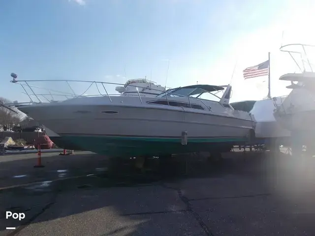 Sea Ray 340 Express Cruiser