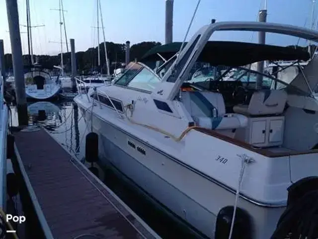 Sea Ray 340 Express Cruiser