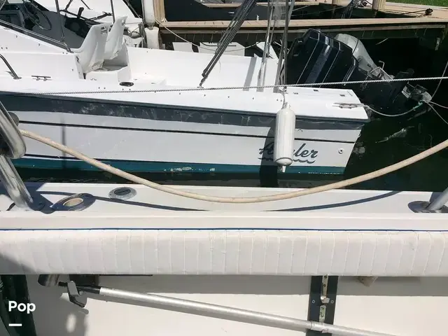 Pursuit Tiara 2700 Open