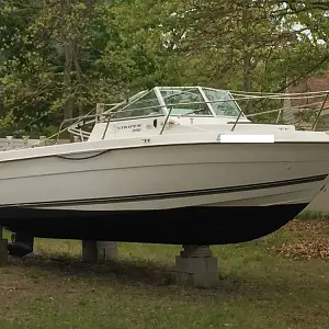 1998 Seaswirl Striper 2150