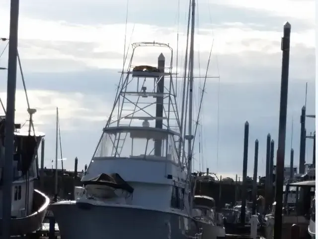 Hatteras 52 Convertible