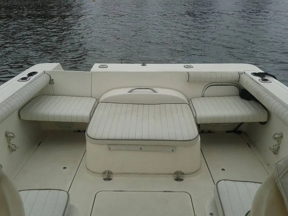 2003 Bayliner 2352 trophy