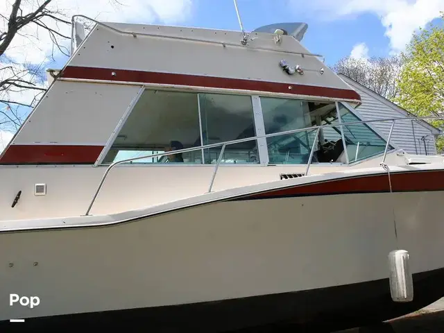 Bayliner 33 Uniflight