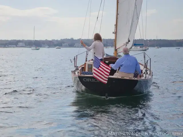 Herreshoff 28