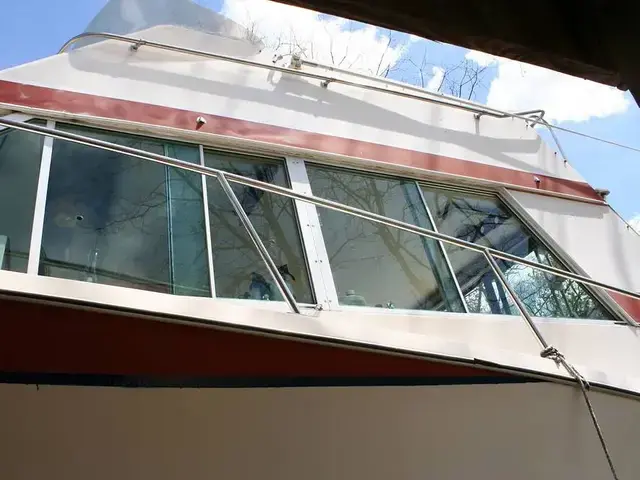 Bayliner 33 Uniflight