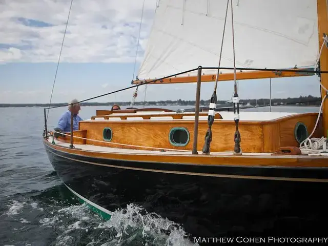 Herreshoff 28