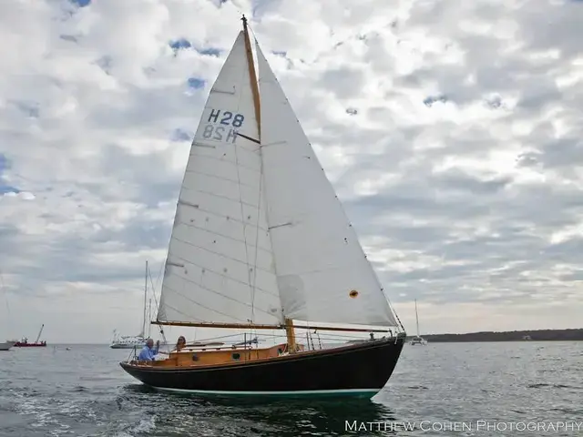 Herreshoff 28