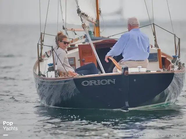 Herreshoff 28