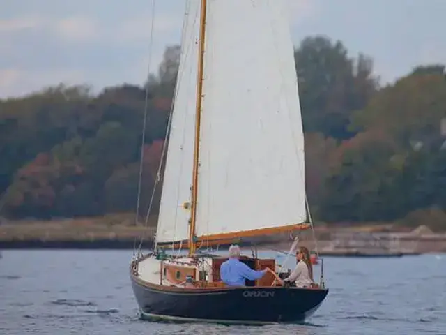 Herreshoff 28