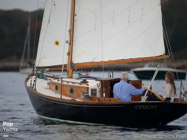 Herreshoff 28