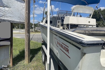 Boston Whaler 22 Outrage