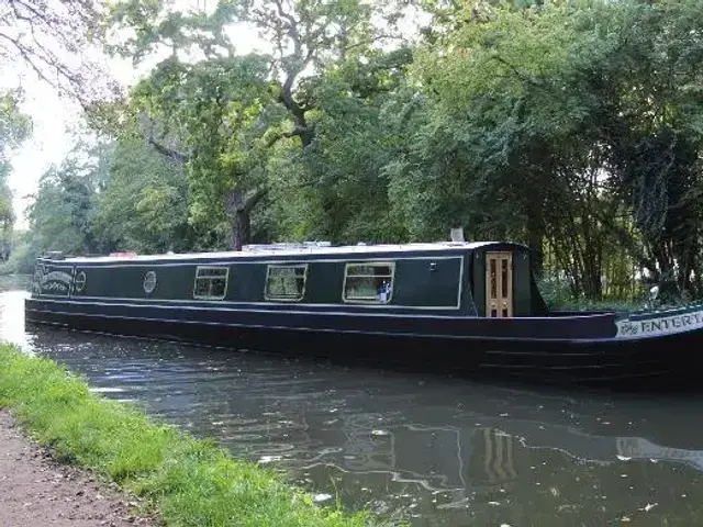 Colecraft 57ft Semi Trad Narrowboat