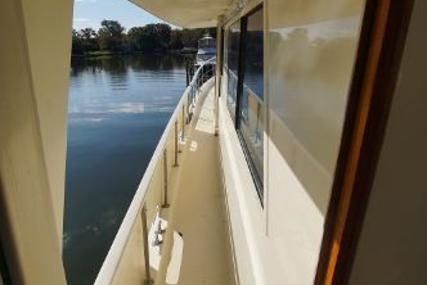 Hatteras 63 Cockpit Motor Yacht