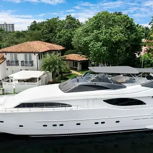 2002 Ferretti Yachts 94