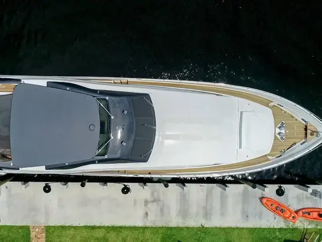 Ferretti Yachts 94