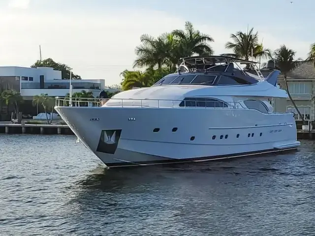 Ferretti Yachts 94