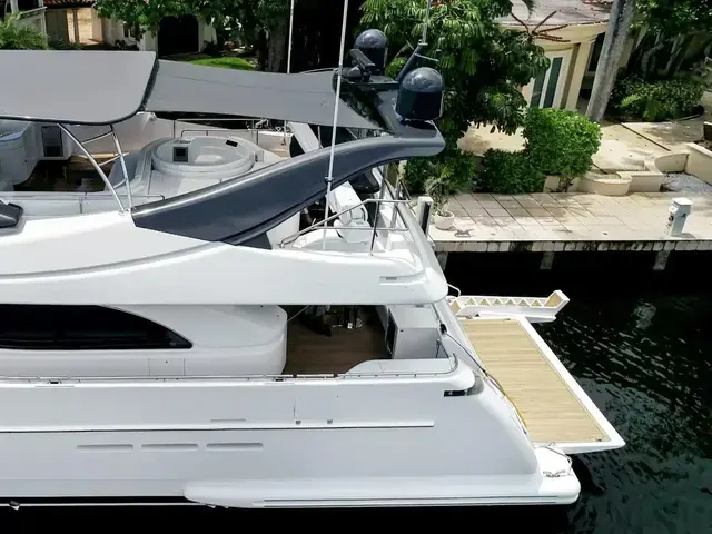 Ferretti Yachts 94