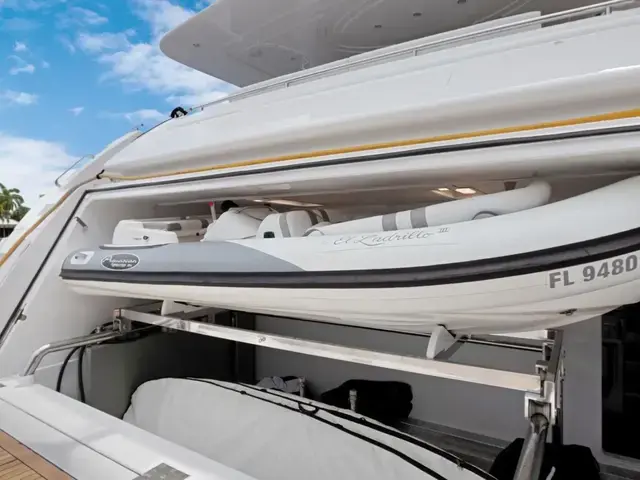 Ferretti Yachts 94