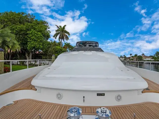 Ferretti Yachts 94