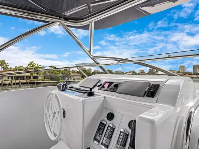 Ferretti Yachts 94