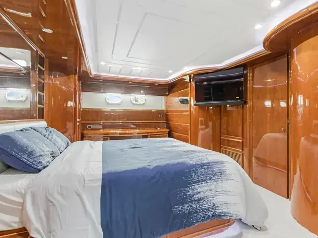 Ferretti Yachts 94