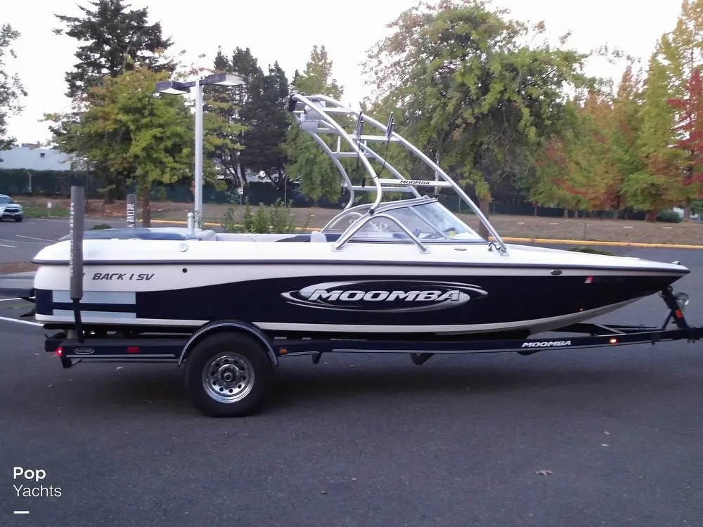 2004 Moomba outback lsv