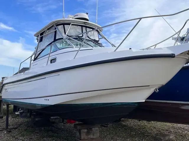 Boston Whaler 275 Conquest