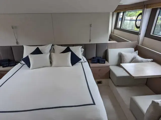 Sunseeker Manhattan 52