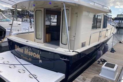 Mainship Hardtop Trawler