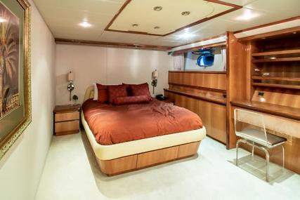 Benetti TriDeck